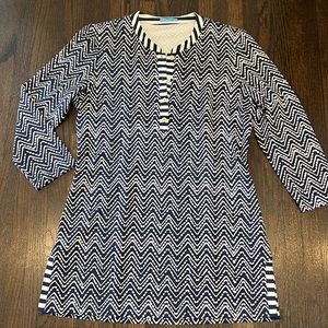 J. McLaughlin Navy Blue & White Tunic Size Small